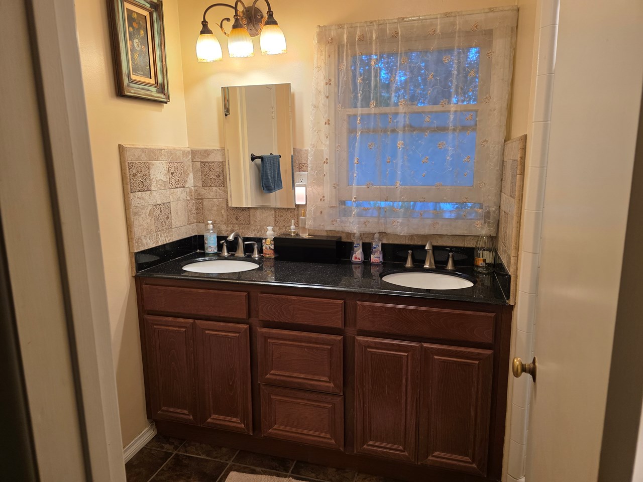 bedroom 3, bathroom & also the powder room